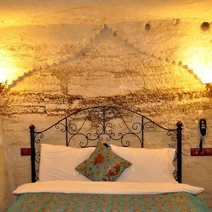 Comfort  Cave Room